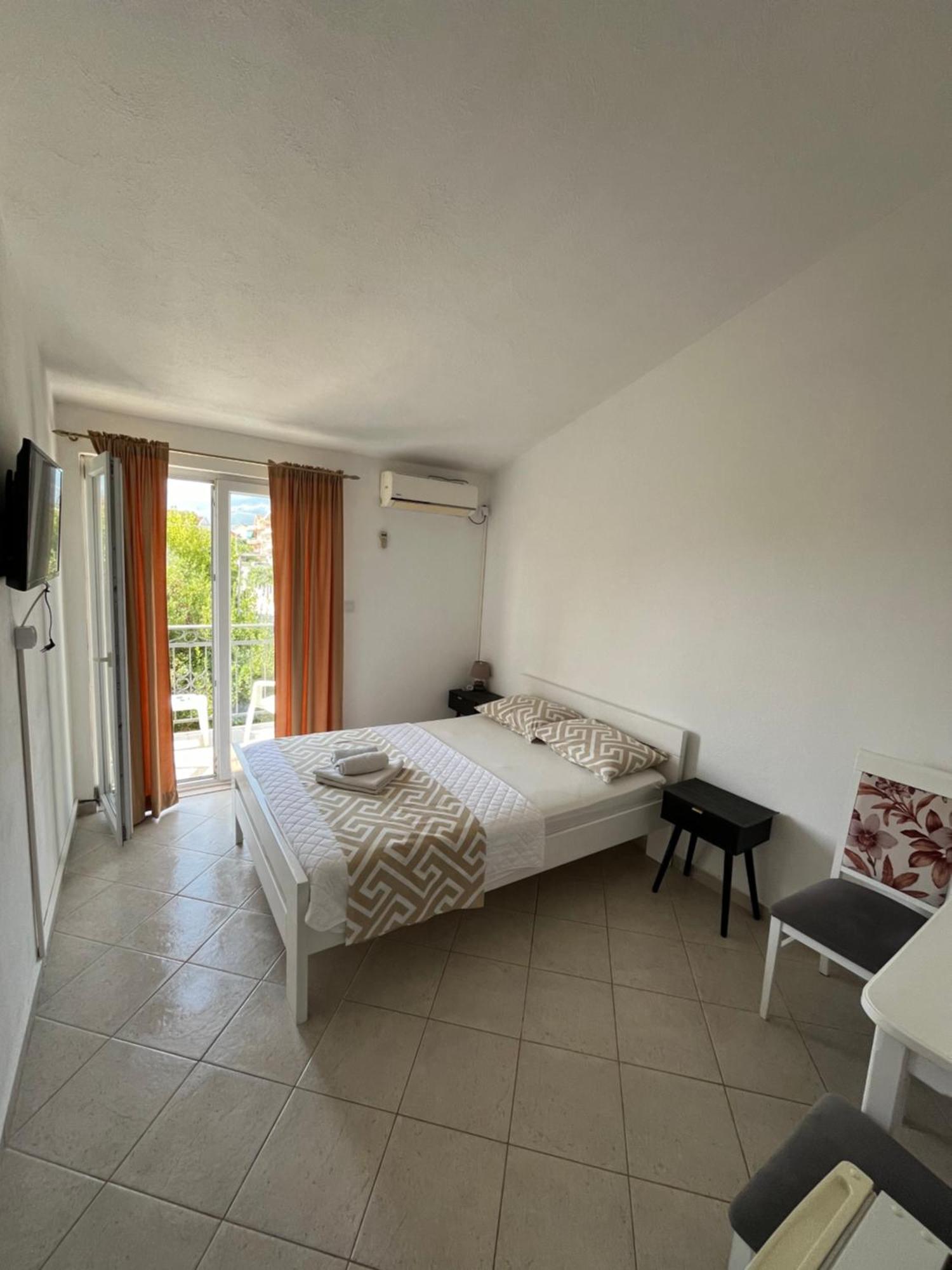Apartmani Bekonja ติวัต ภายนอก รูปภาพ