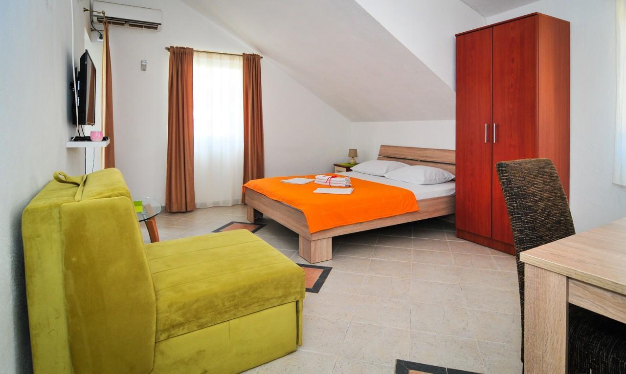 Apartmani Bekonja ติวัต ภายนอก รูปภาพ